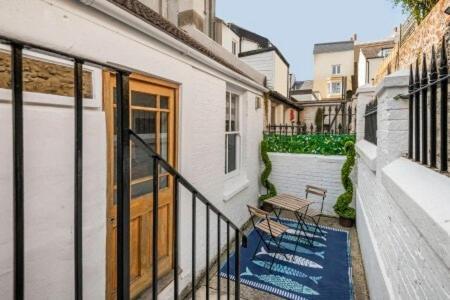 Appartamento Courtyard Boutique *